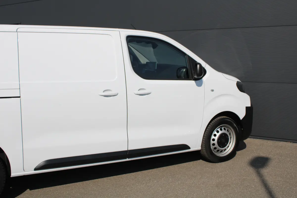 2.0 BlueHDi 145 L3 | Navigatie | Camera | 3-Zits | Long | Keyless | Climate control |