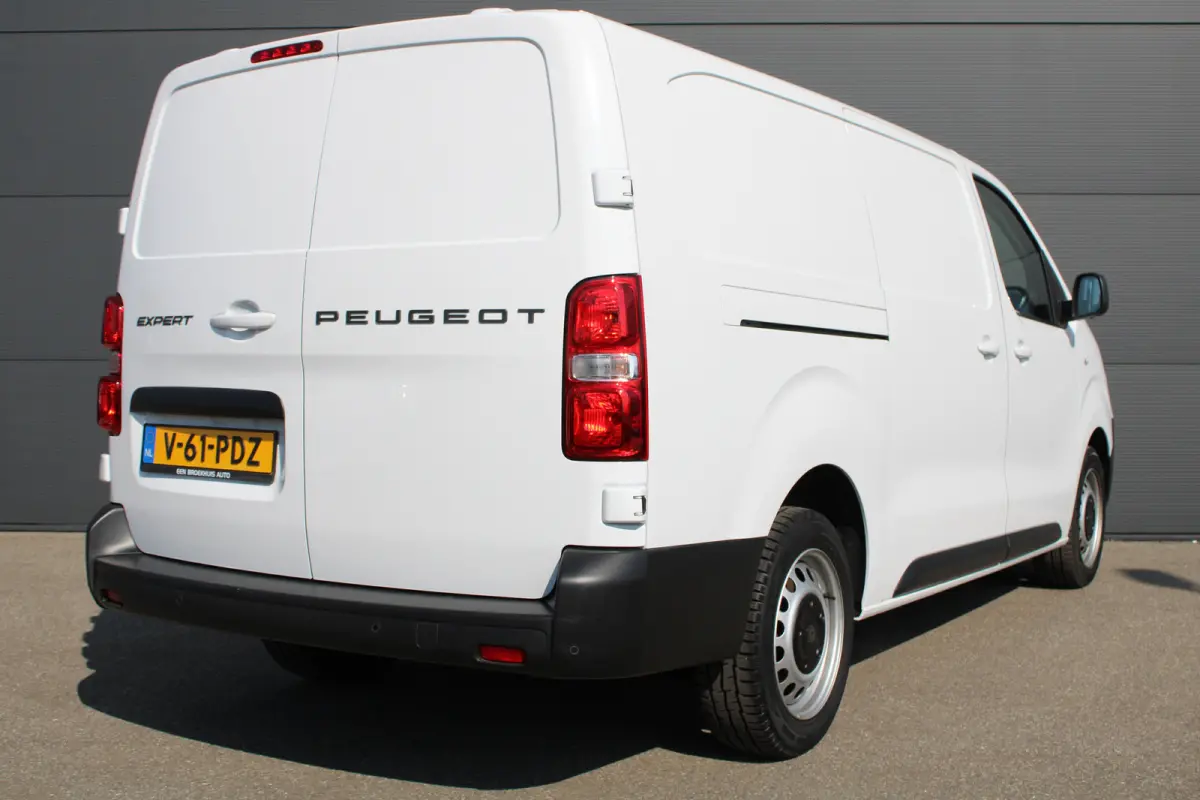 2.0 BlueHDi 145 L3 | Navigatie | Camera | 3-Zits | Long | Keyless | Climate control |