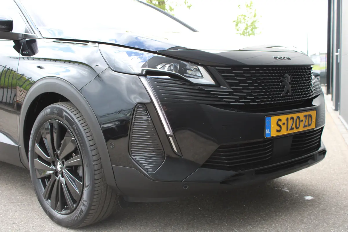 SUV 1.2 PureTech 130pk EAT8 GT 7p | Automaat | Navigatie | Camera | Black Pack | Stoelverwarming | Adaptieve cruise control |