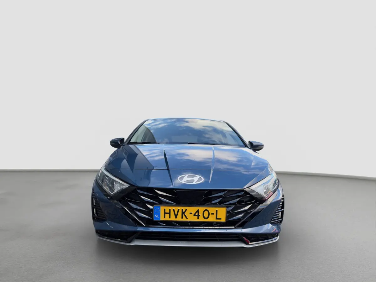 1.0 T-GDI 100pk Premium | Carplay | Climate control | Cruise control | Stoel/stuurverwarming | Camera | Parkeersensoren | DAB | Premium Audio | Lichtmetalen velgen | Navigatie