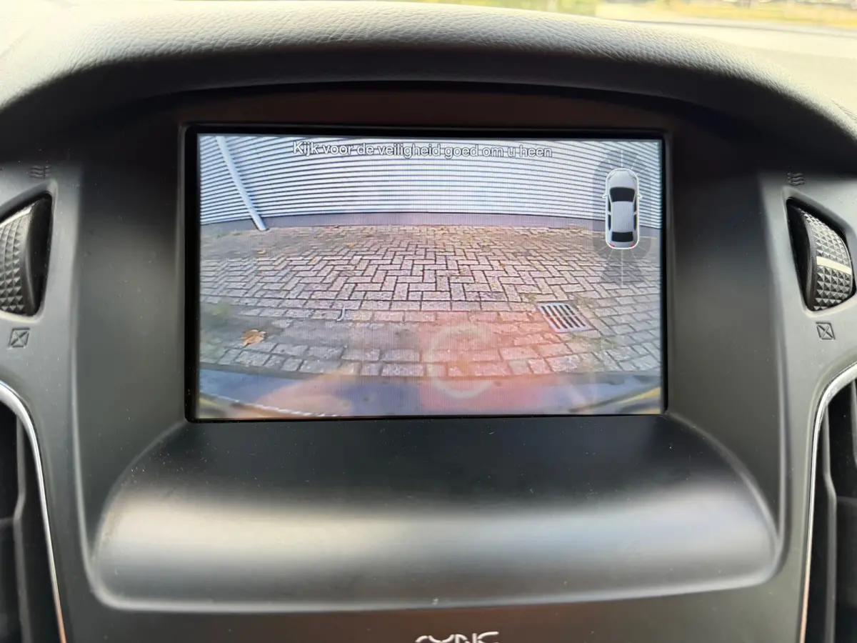 1.5 Titanium ST-line,stoel/stuurverwarming,Navigatie,clima,parkeersensoren/Camera