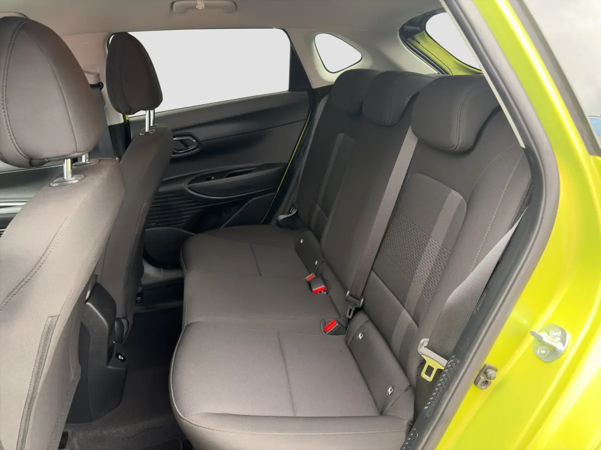 1.0 T-GDI 100pk Premium | Carplay | Climate control | Cruise control | Stoel/stuurverwarming | Camera | Parkeersensoren | DAB | Premium Audio | Lichtmetalen velgen | Navigatie