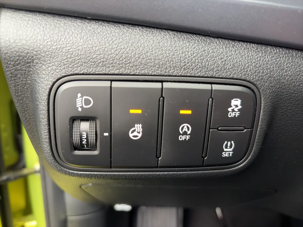 1.0 T-GDI 100pk Premium | Carplay | Climate control | Cruise control | Stoel/stuurverwarming | Camera | Parkeersensoren | DAB | Premium Audio | Lichtmetalen velgen | Navigatie