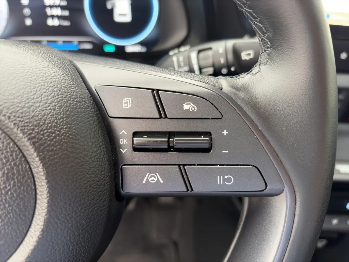 1.0 T-GDI 100pk Premium | Carplay | Climate control | Cruise control | Stoel/stuurverwarming | Camera | Parkeersensoren | DAB | Premium Audio | Lichtmetalen velgen | Navigatie