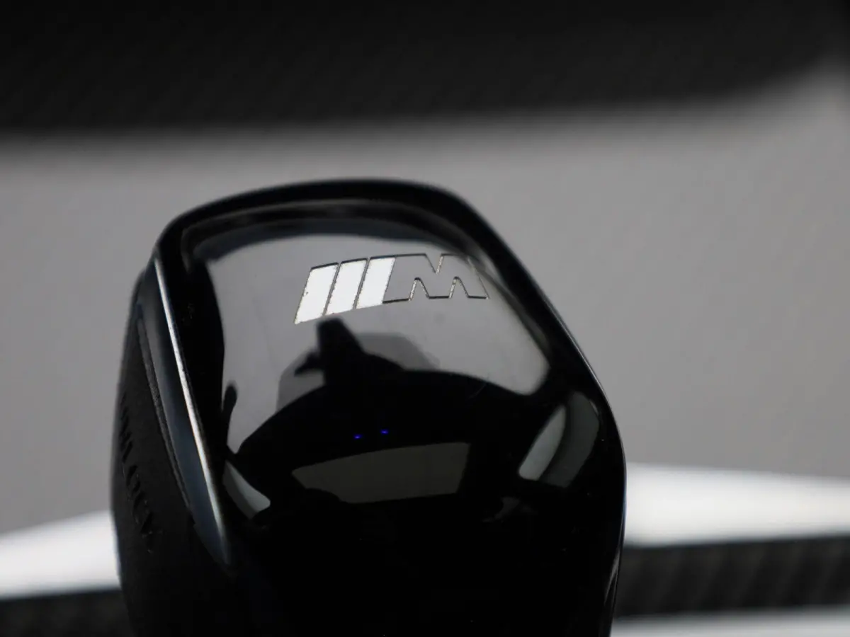 430i High Executive AUTOMAAT | SCHUIFKANTEL DAK | M PERFORMANCE PACK | M PAKKET | CAMERA | APPLE CARPLAY | NAVIGATIE | CARBON PAKKET | VIRTUEEL | PDC | STOELVERWARMING | LEDER | SPORSTOELEN 