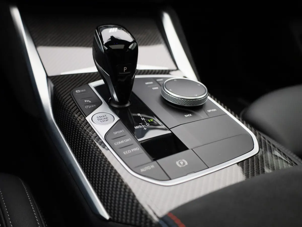 430i High Executive AUTOMAAT | SCHUIFKANTEL DAK | M PERFORMANCE PACK | M PAKKET | CAMERA | APPLE CARPLAY | NAVIGATIE | CARBON PAKKET | VIRTUEEL | PDC | STOELVERWARMING | LEDER | SPORSTOELEN 
