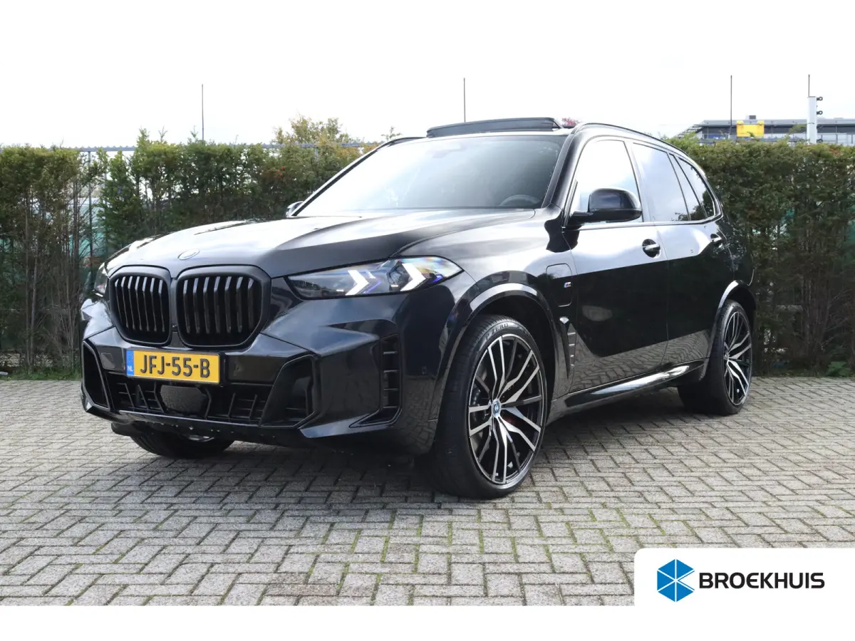 xDrive50e M-SPORT PRO | Trekhaak | Skylounge | Tartufo | 4-wielsturing  | HiFi | Pano | Memory | Carplay | Stuurverwarming | Cruise Control