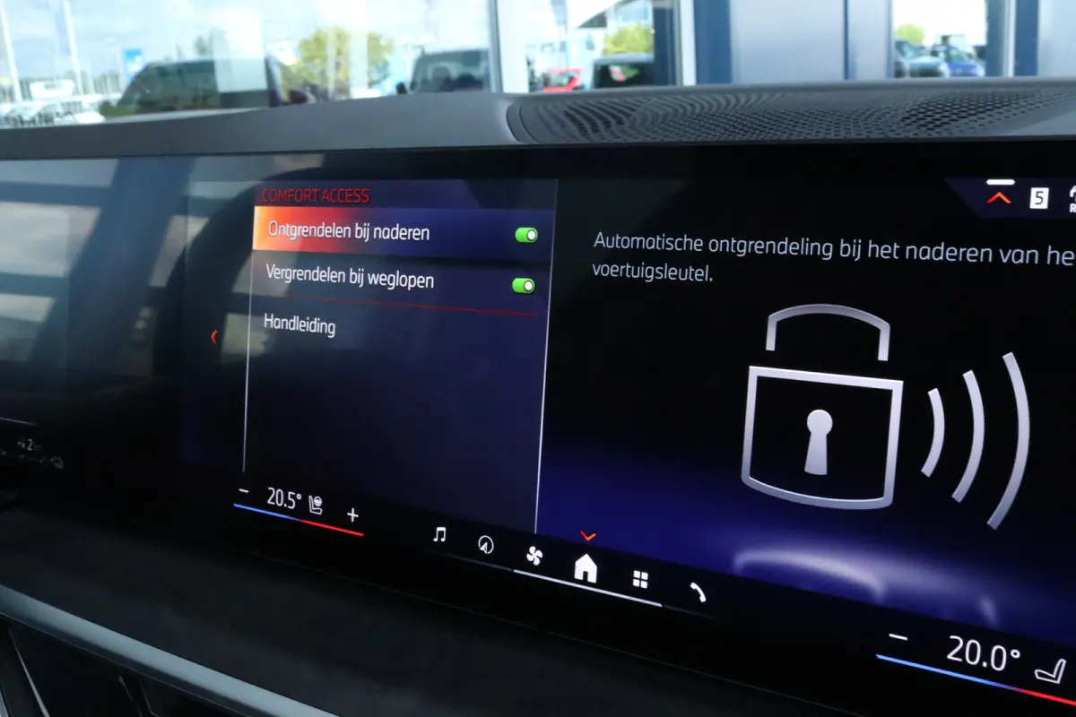 xDrive50e M-SPORT PRO | Trekhaak | Skylounge | Tartufo | 4-wielsturing  | HiFi | Pano | Memory | Carplay | Stuurverwarming | Cruise Control