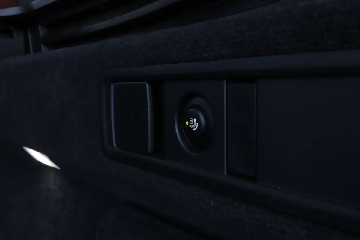 xDrive50e M-SPORT PRO | Trekhaak | Skylounge | Tartufo | 4-wielsturing  | HiFi | Pano | Memory | Carplay | Stuurverwarming | Cruise Control