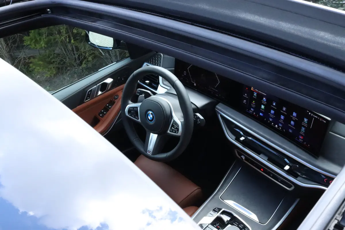 xDrive50e M-SPORT PRO | Trekhaak | Skylounge | Tartufo | 4-wielsturing  | HiFi | Pano | Memory | Carplay | Stuurverwarming | Cruise Control