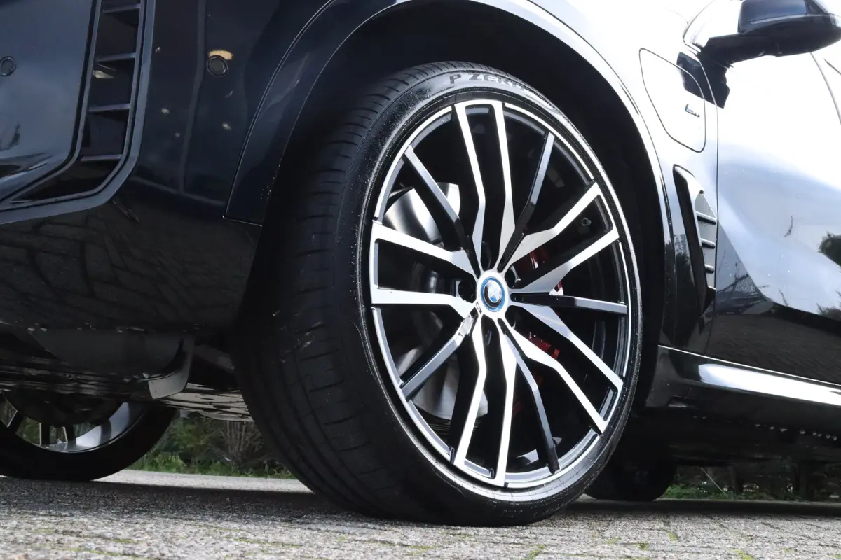 xDrive50e M-SPORT PRO | Trekhaak | Skylounge | Tartufo | 4-wielsturing  | HiFi | Pano | Memory | Carplay | Stuurverwarming | Cruise Control