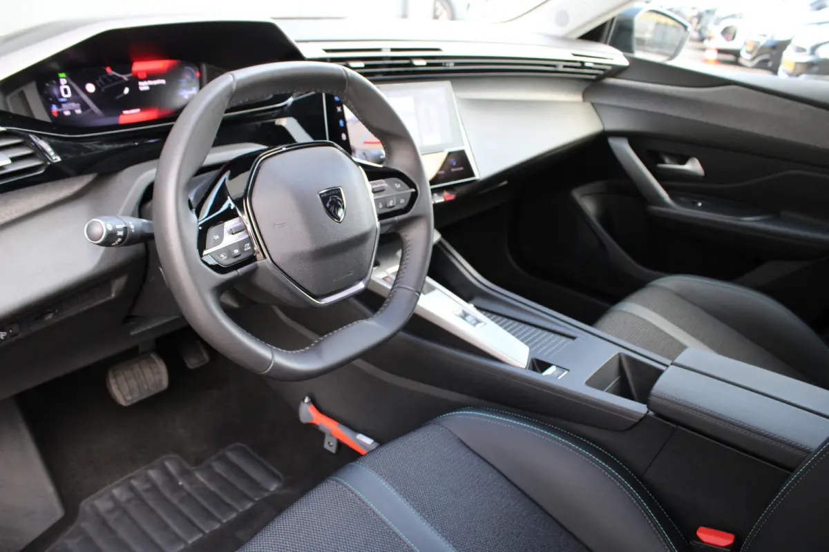 1.2 Hybrid 145 e-DCS6 Allure | Automaat | Navigatie | Camera | 19 Inch | Apple carplay | Origineel NL | Adaptieve cruise control |