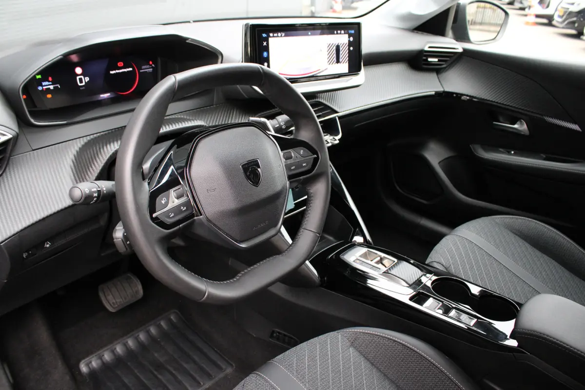 1.2 Hybrid 110 e-DCS6 Allure | Automaat | Navigatie | Camera voor + achter | Apple carplay | Adaptieve cruise control |