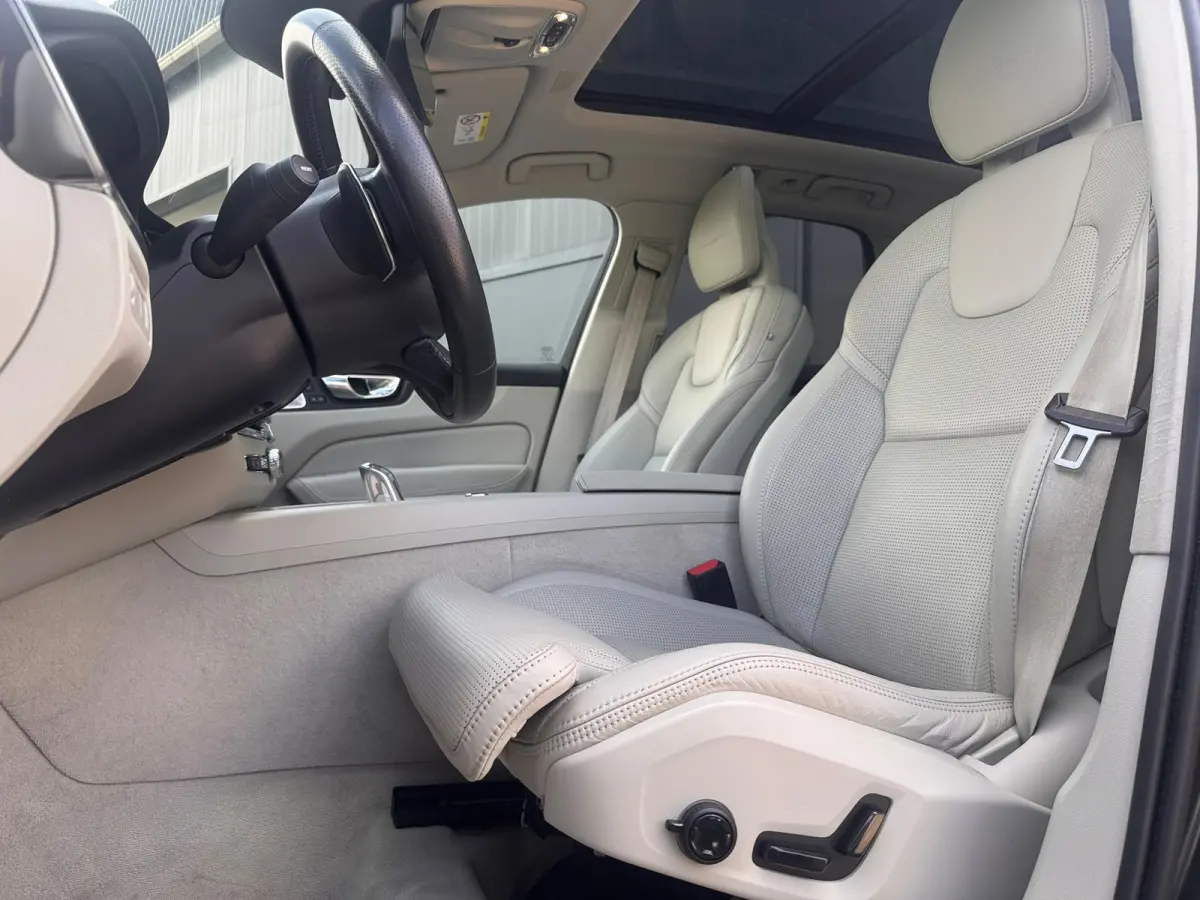2.0 T8 AWD Inscription VOL! PANO l B/W l 360 l ZIT-CLIMA l HUD l TREKHAAK l ACC l DODE HOEK l LUCHTVERING