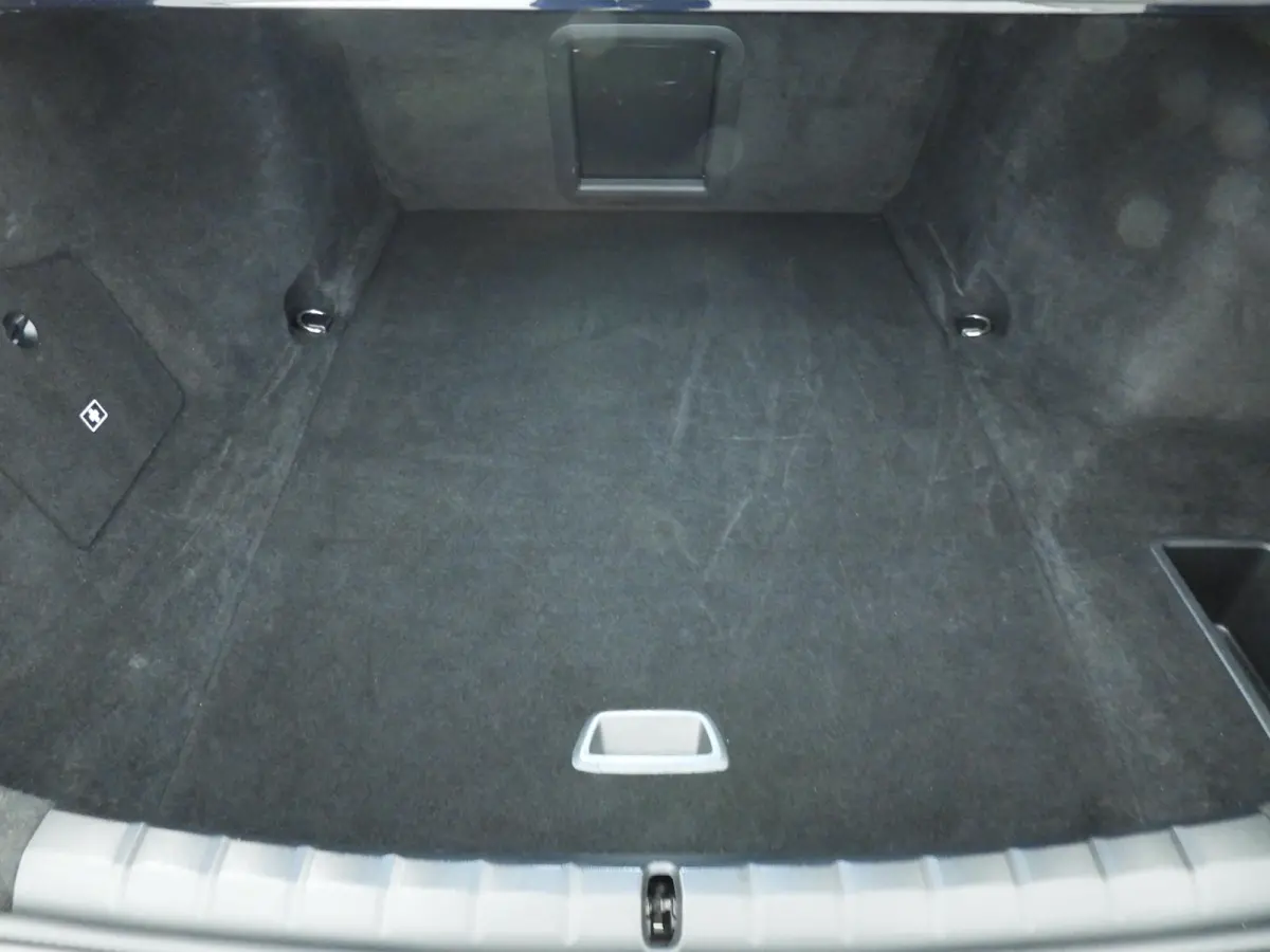 xDrive60 106 kWh | LED | HUD | Active cruise | Panoramadak | Active steering | DAB | Bowers & Wilkins sound | Alu 20 inch