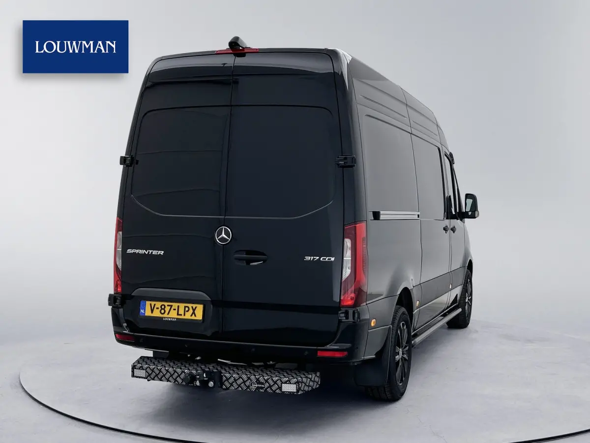 317 CDI L2H2 30 JAAR EDITION Leder Vanstep Trekhaak 3500kg Navigatie Led MAK Safari Trekhaak