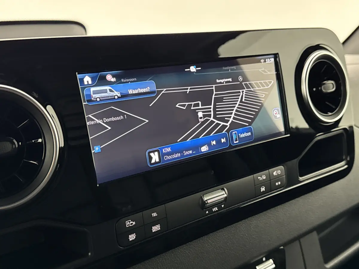 317 CDI L2H2 30 JAAR EDITION Leder Vanstep Trekhaak 3500kg Navigatie Led MAK Safari Trekhaak