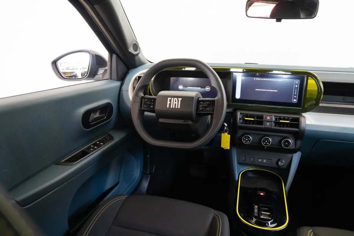 1.2 Hybrid ICON | Tot 8 Jaar Garantie | Apple Carplay & Android Auto | Parkeersensoren | Cruise Controle | Airco | USB |
