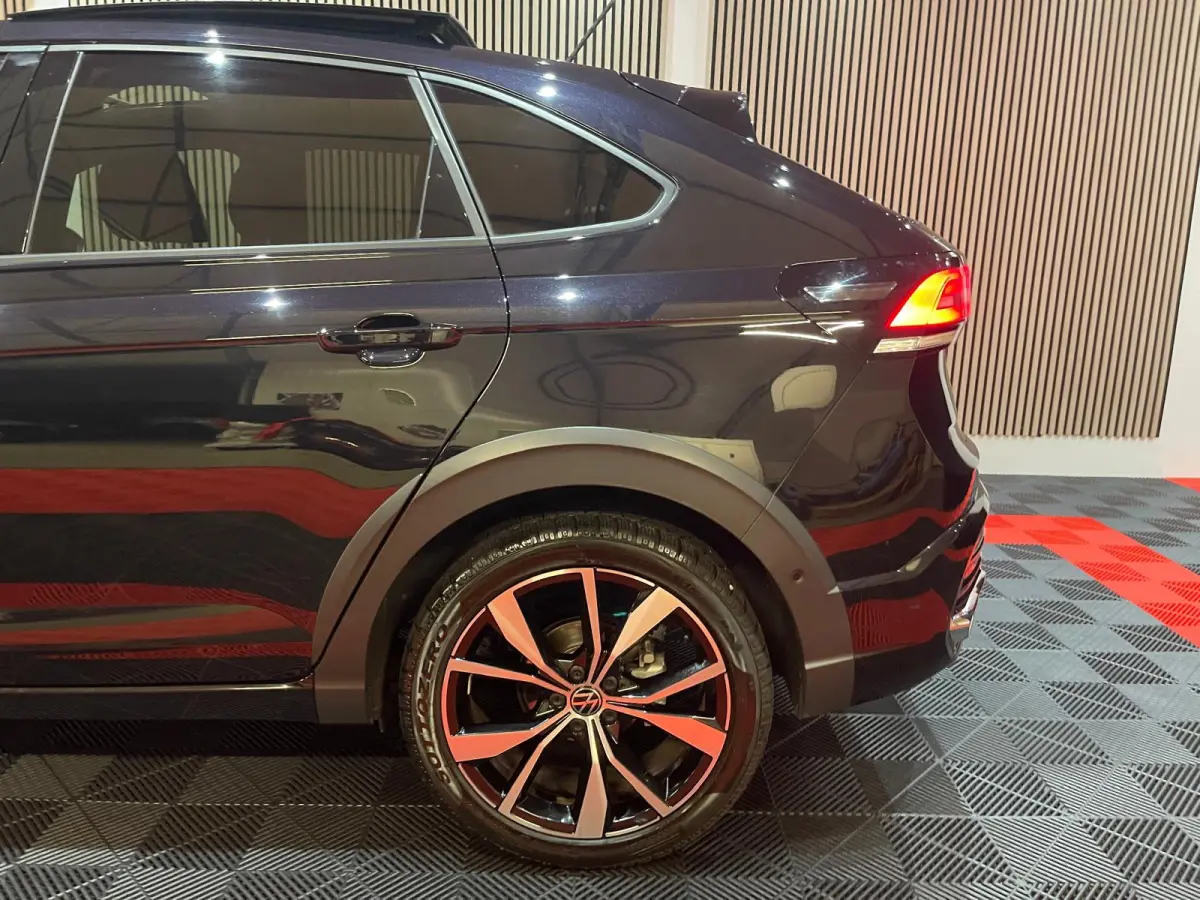 1.5 TSI R-Line R-Line Business+ | Panodak | Camera | IQ Light |