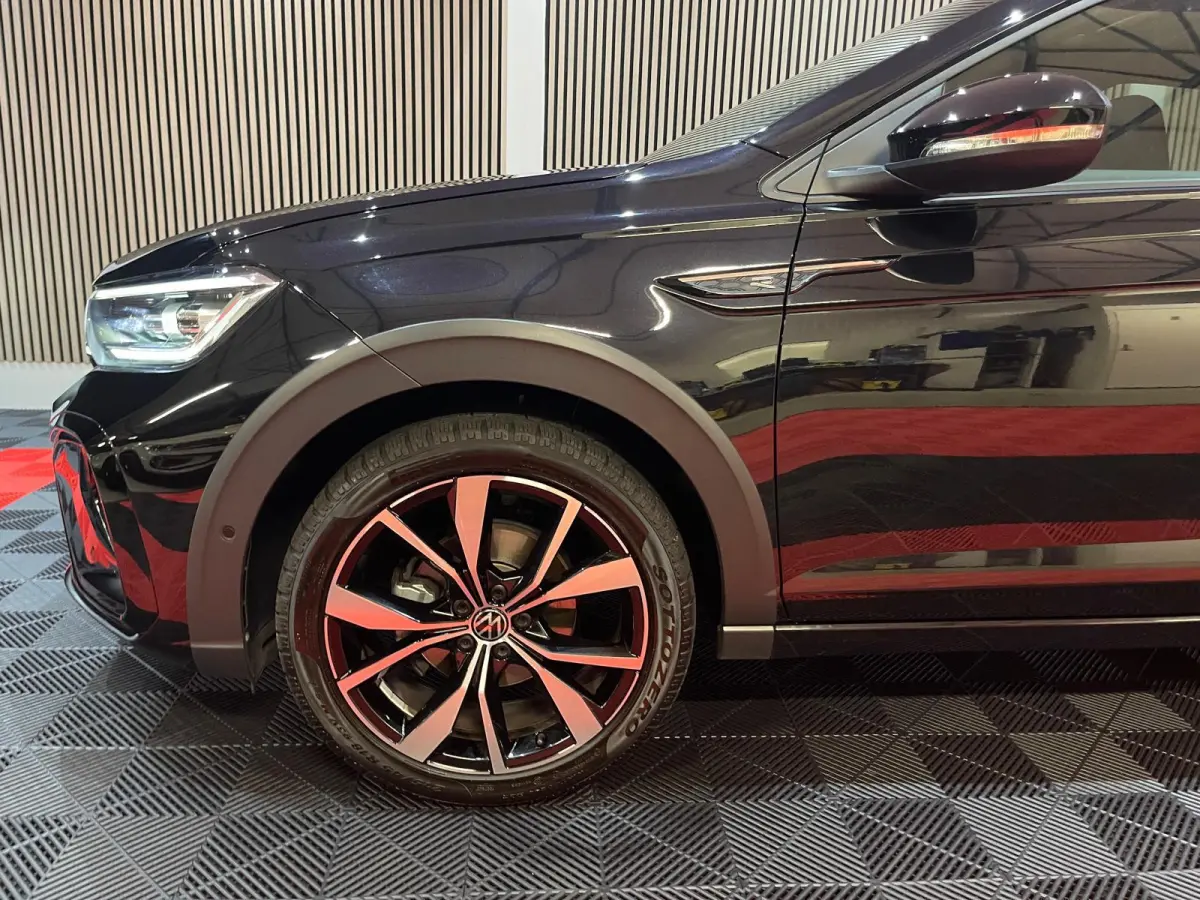1.5 TSI R-Line R-Line Business+ | Panodak | Camera | IQ Light |