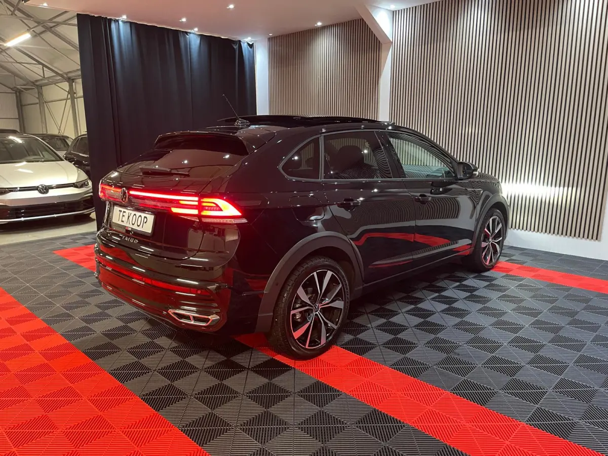 1.5 TSI R-Line R-Line Business+ | Panodak | Camera | IQ Light |