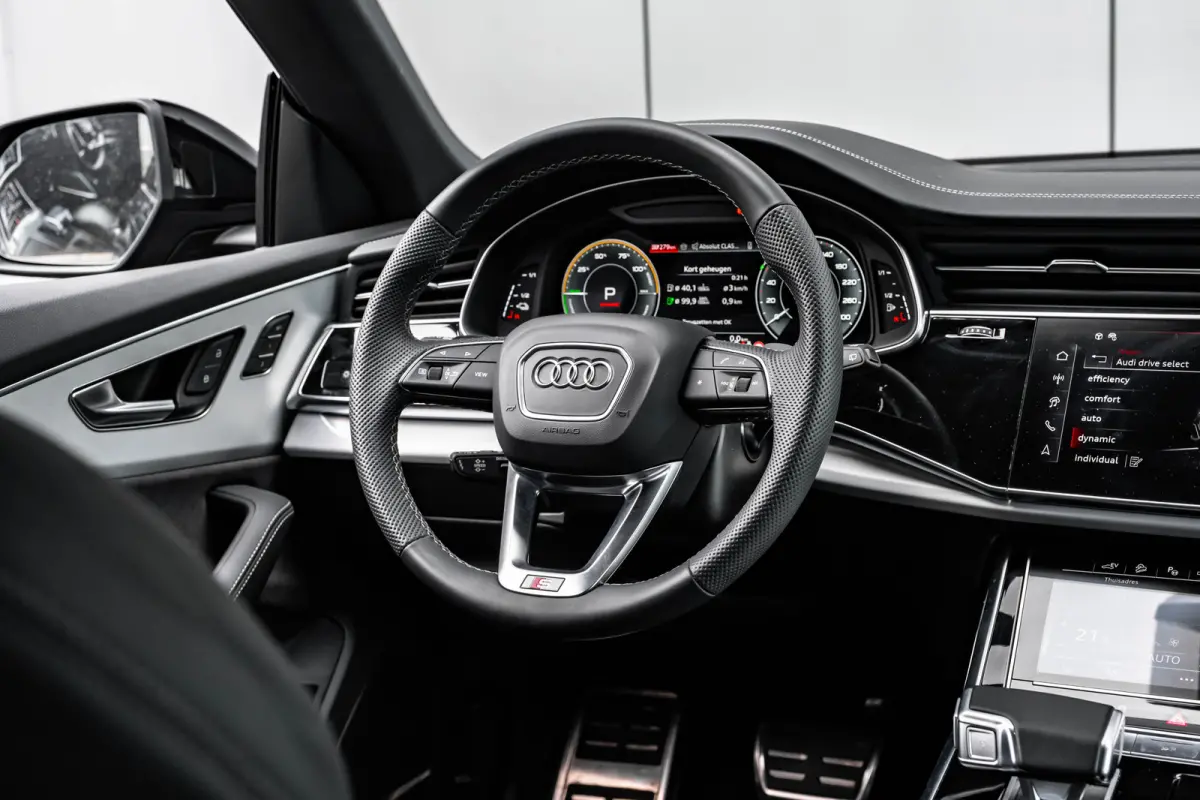 55 TFSI e quattro Pro Line S 394 PK | Trekhaak | Vierwielsturing | Panoramadak | B&O | 360 Camera