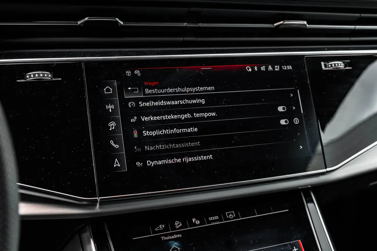55 TFSI e quattro Pro Line S 394 PK | Trekhaak | Vierwielsturing | Panoramadak | B&O | 360 Camera