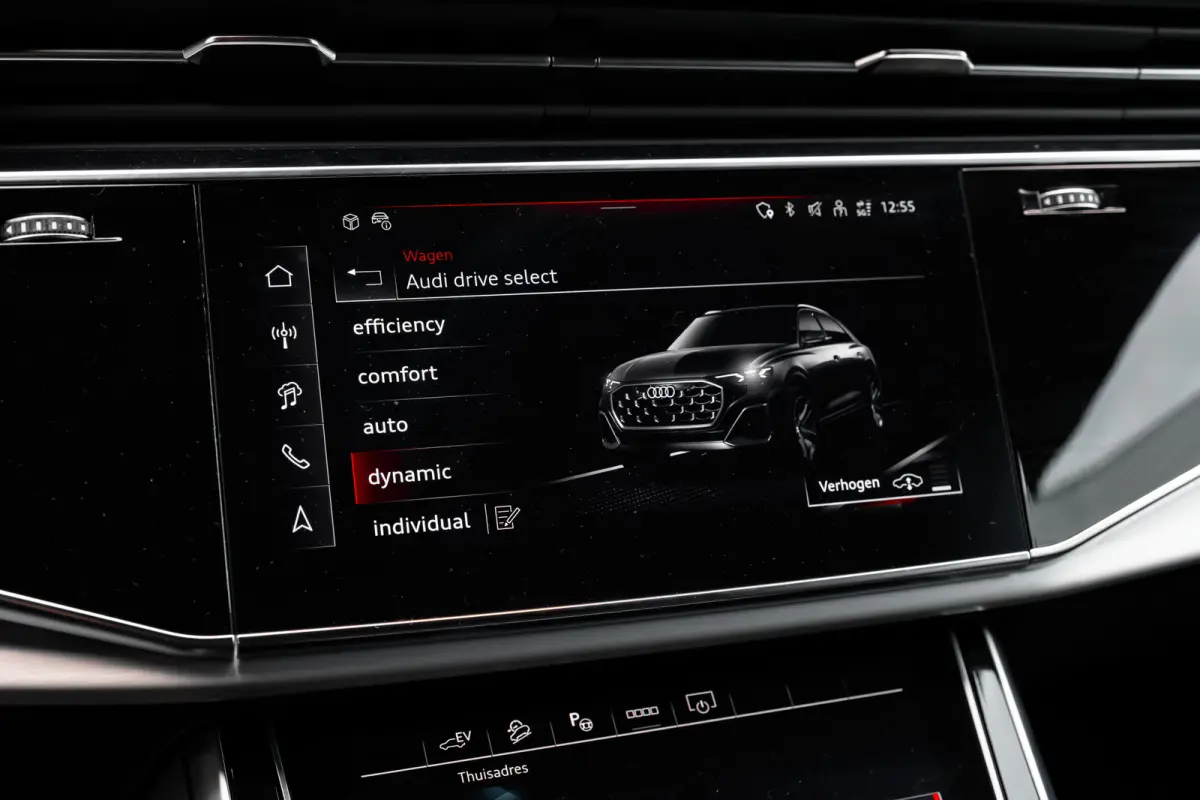 55 TFSI e quattro Pro Line S 394 PK | Trekhaak | Vierwielsturing | Panoramadak | B&O | 360 Camera