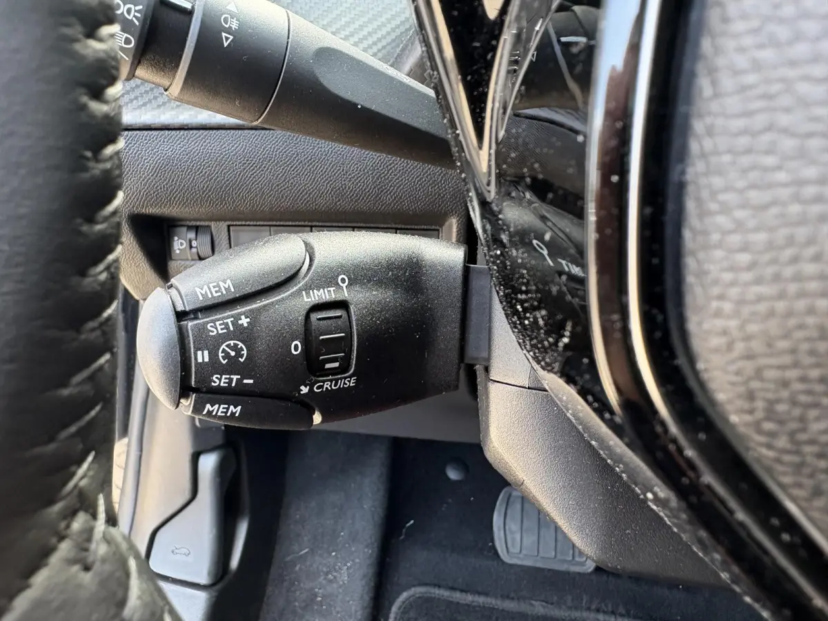 1.2 Hybrid 110 e-DCS6 Business | Cruise Control | Parkeerhulp | Automaat | Apple Carplay/Android Auto