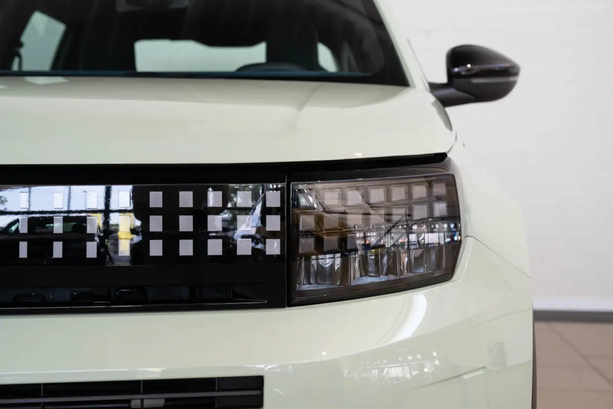 1.2 Hybrid ICON | Tot 8 Jaar Garantie | Apple Carplay & Android Auto | Parkeersensoren | Cruise Controle | Airco | USB |
