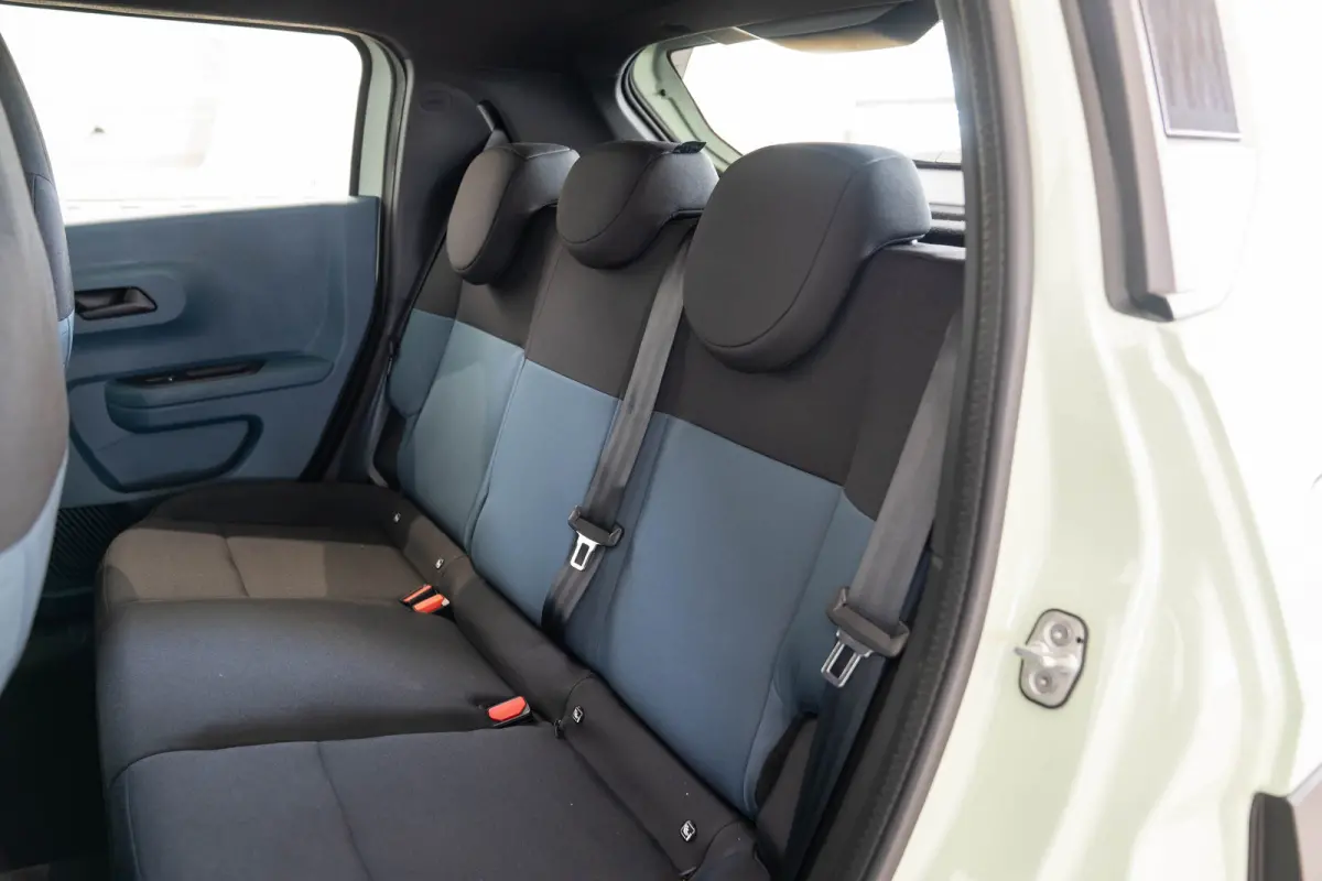 1.2 Hybrid ICON | Tot 8 Jaar Garantie | Apple Carplay & Android Auto | Parkeersensoren | Cruise Controle | Airco | USB |