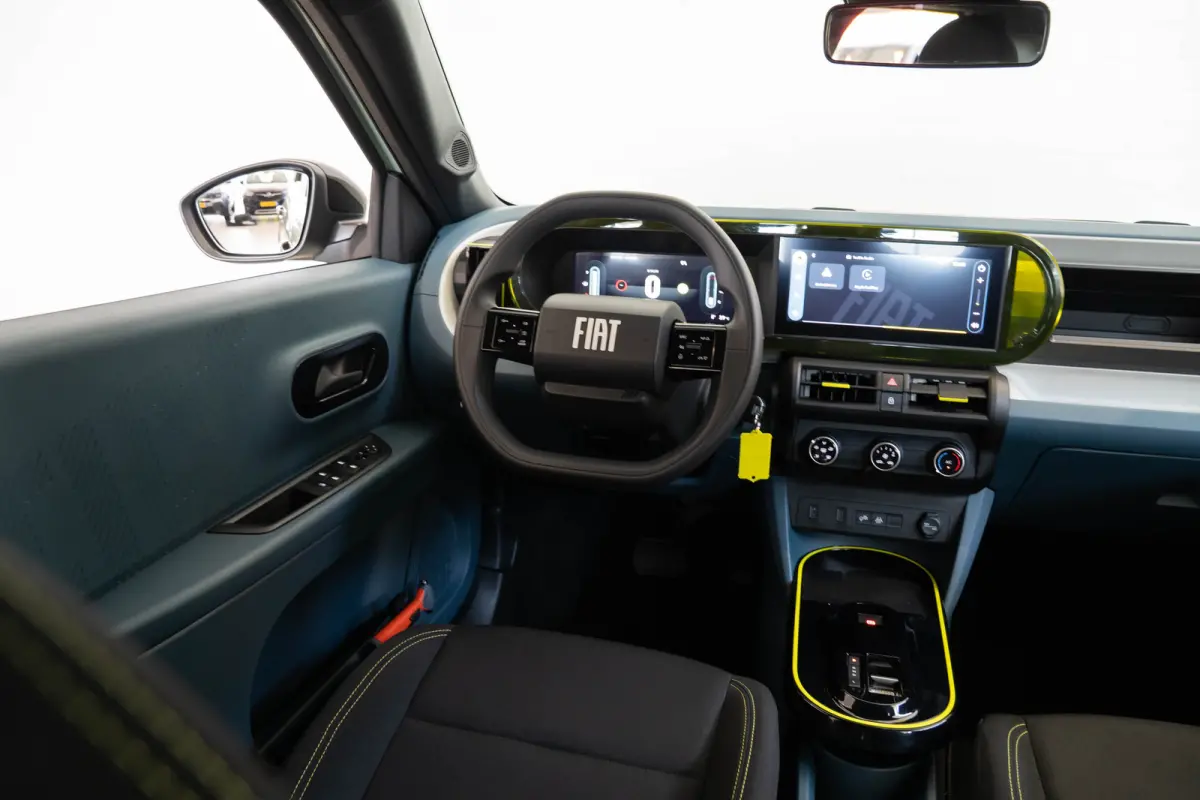 1.2 Hybrid ICON | Tot 8 Jaar Garantie | Apple Carplay & Android Auto | Parkeersensoren | Cruise Controle | Airco | USB |