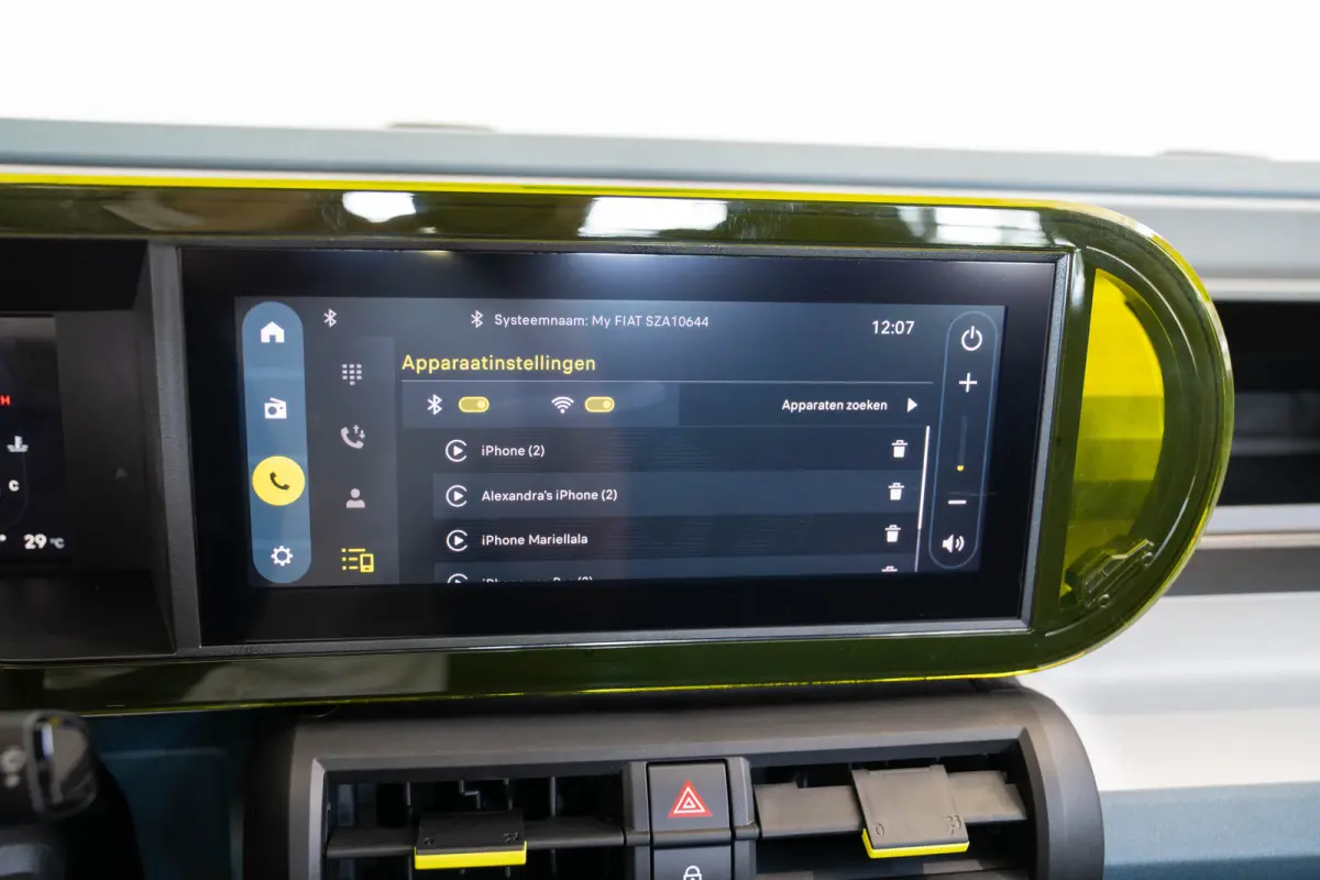 1.2 Hybrid ICON | Tot 8 Jaar Garantie | Apple Carplay & Android Auto | Parkeersensoren | Cruise Controle | Airco | USB |