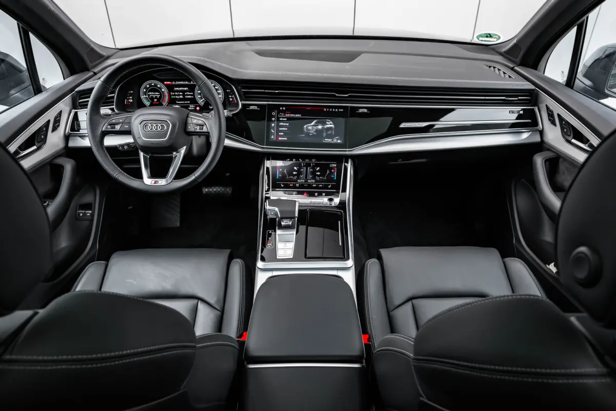 55 TFSI e quattro Pro Line S 394 PK | Trekhaak | Panoramadak | B&O | 360 Camera | Laser Verlichting