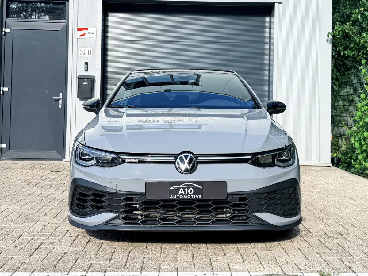 8 GTI Clubsport 300PK | DOWNPIPE | PANO | IQ.LIGHT
