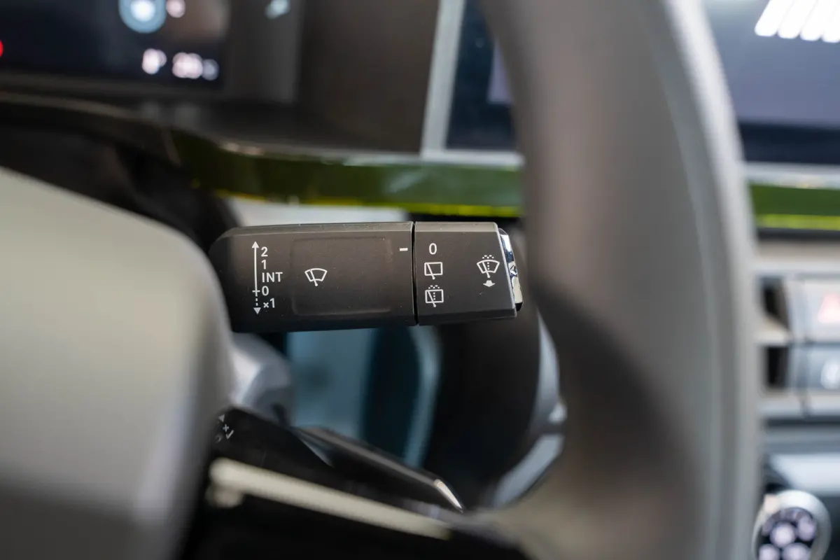 1.2 Hybrid ICON | Tot 8 Jaar Garantie | Apple Carplay & Android Auto | Parkeesensoren | Cruise Controle | Airco | USB |