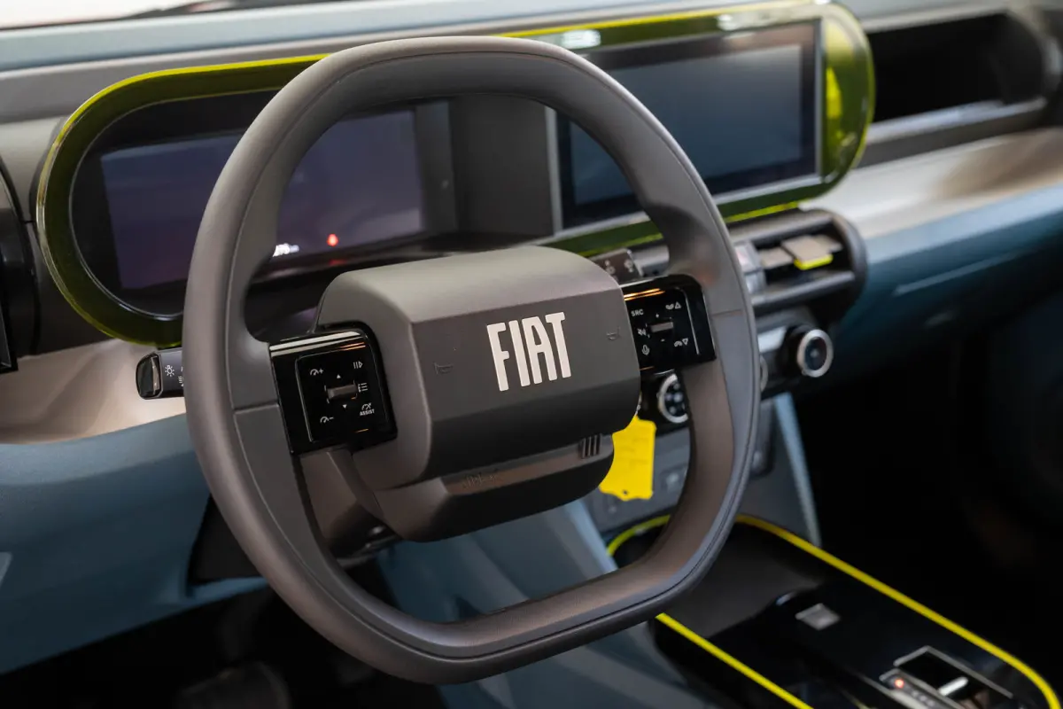 1.2 Hybrid ICON | Tot 8 Jaar Garantie | Apple Carplay & Android Auto | Parkeesensoren | Cruise Controle | Airco | USB |