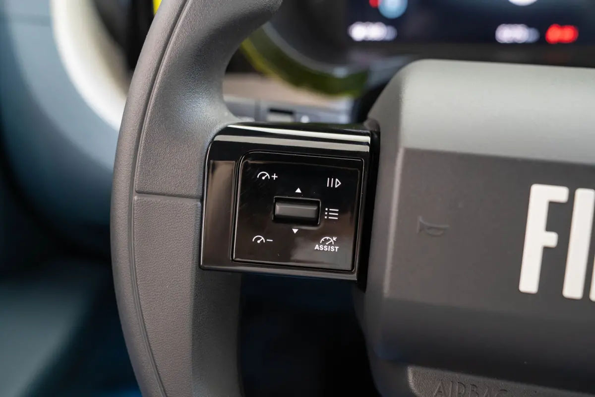 1.2 Hybrid ICON | Tot 8 Jaar Garantie | Apple Carplay & Android Auto | Parkeesensoren | Cruise Controle | Airco | USB |
