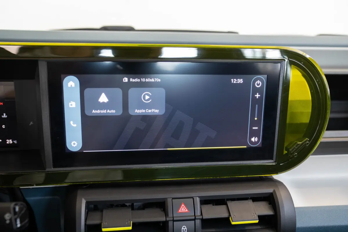 1.2 Hybrid ICON | Tot 8 Jaar Garantie | Apple Carplay & Android Auto | Parkeesensoren | Cruise Controle | Airco | USB |