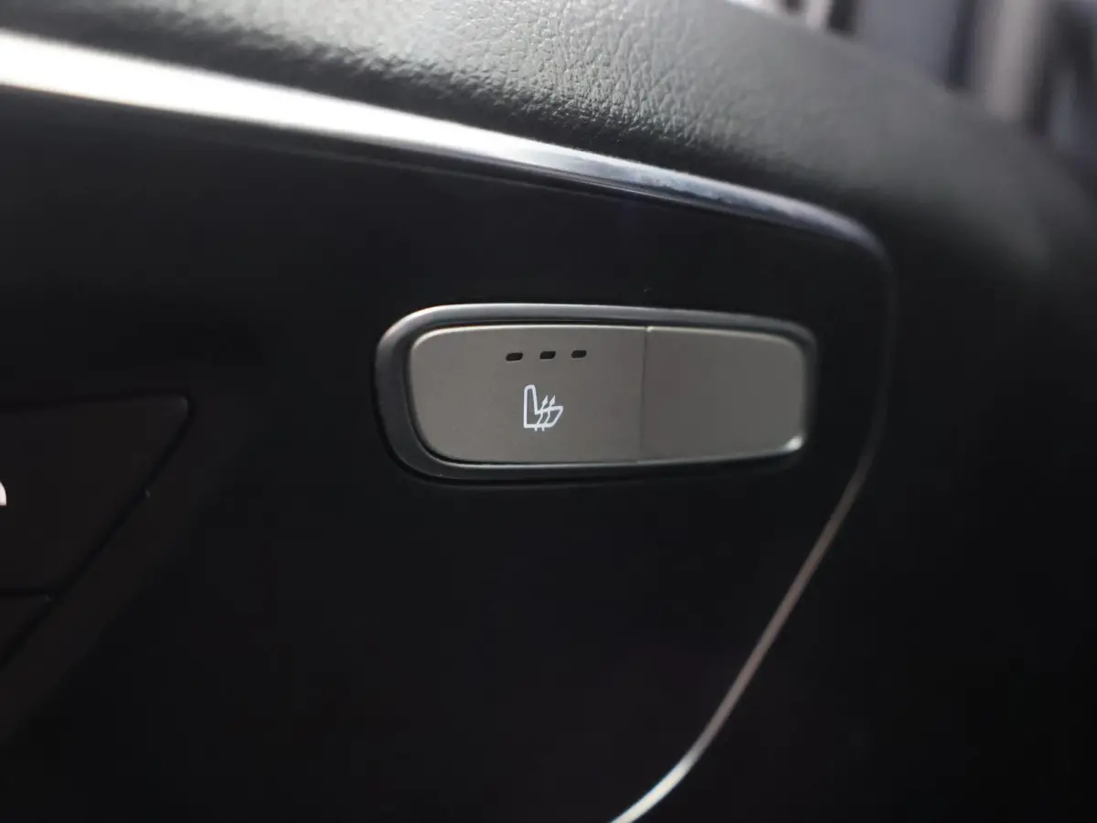 116 CDI | Aut. | Lang L2 | Select | Trekhaak | 270° Deuren | MBUX | Led koplampen | 3-zits | Apple Carplay \ Android Auto | Certified