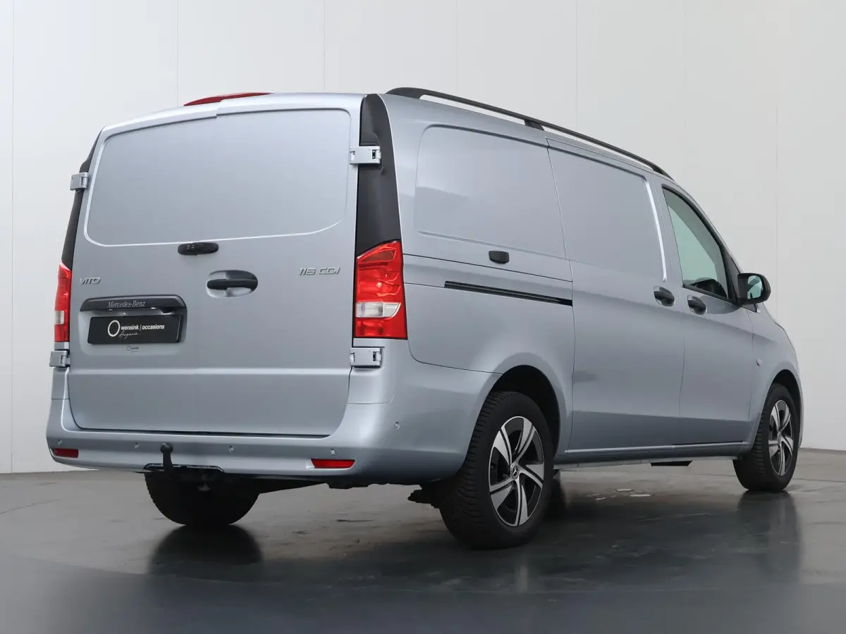 116 CDI | Aut. | Lang L2 | Select | Trekhaak | 270° Deuren | MBUX | Led koplampen | 3-zits | Apple Carplay \ Android Auto | Certified