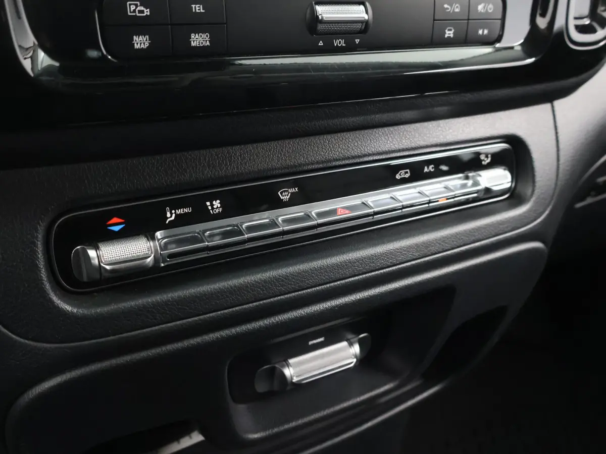 116 CDI | Aut. | Lang L2 | Select | Trekhaak | 270° Deuren | MBUX | Led koplampen | 3-zits | Apple Carplay \ Android Auto | Certified