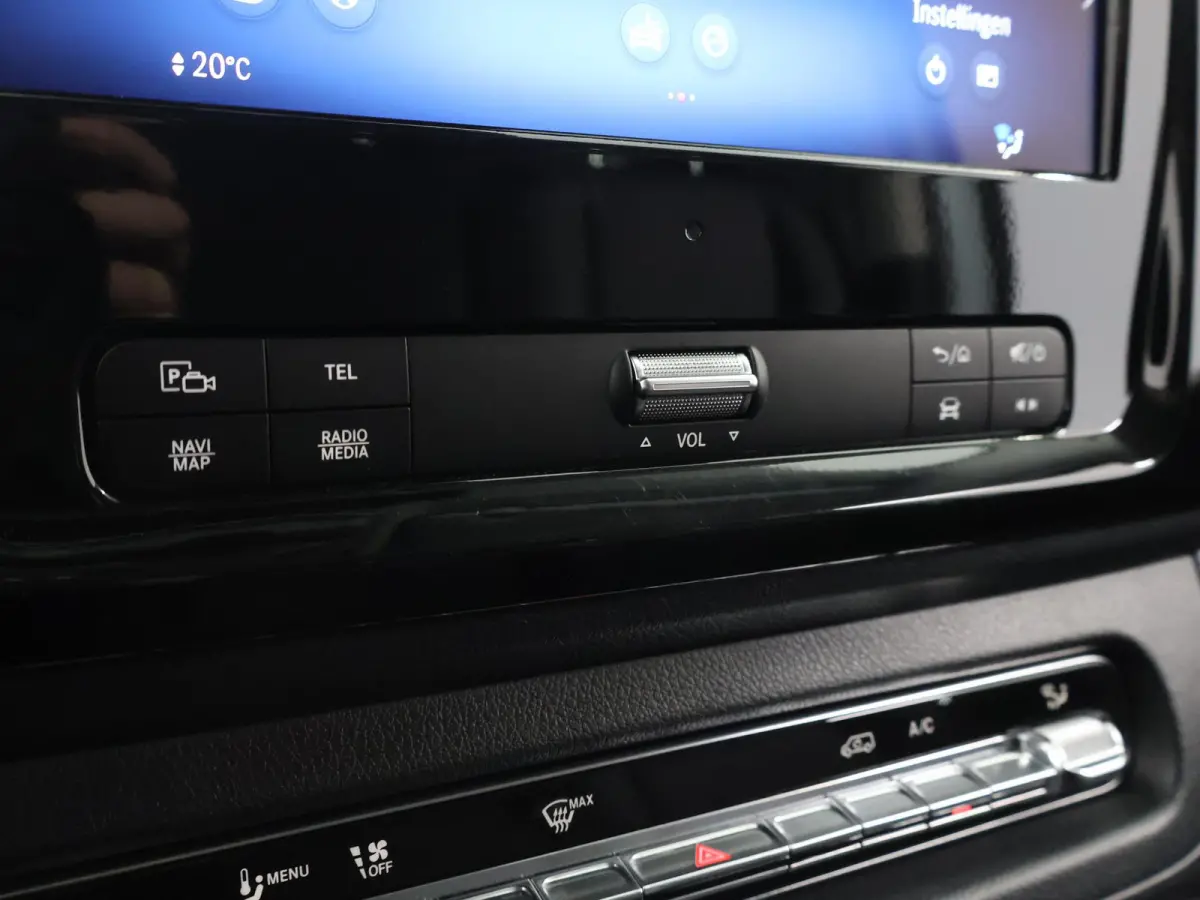 116 CDI | Aut. | Lang L2 | Select | Trekhaak | 270° Deuren | MBUX | Led koplampen | 3-zits | Apple Carplay \ Android Auto | Certified