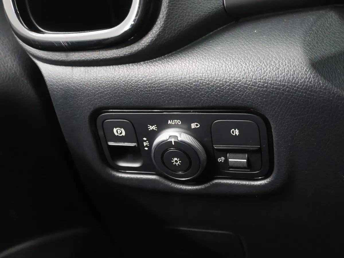 116 CDI | Aut. | Lang L2 | Select | Trekhaak | 270° Deuren | MBUX | Led koplampen | 3-zits | Apple Carplay \ Android Auto | Certified