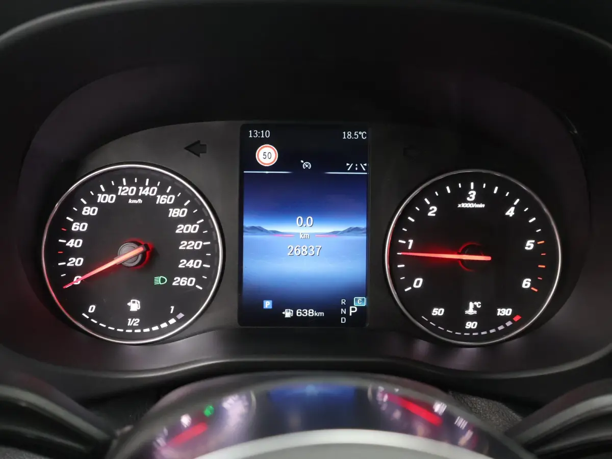 116 CDI | Aut. | Lang L2 | Select | Trekhaak | 270° Deuren | MBUX | Led koplampen | 3-zits | Apple Carplay \ Android Auto | Certified