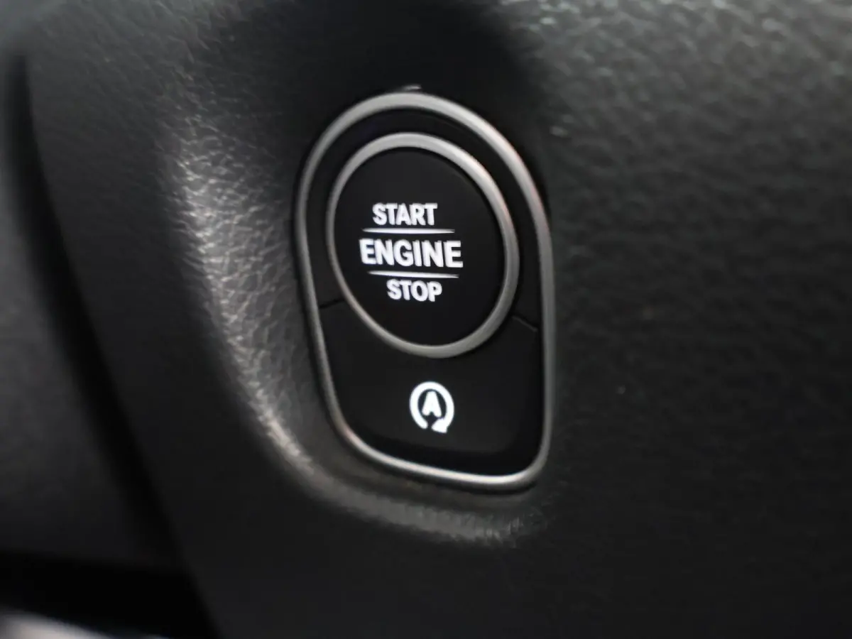 116 CDI | Aut. | Lang L2 | Select | Trekhaak | 270° Deuren | MBUX | Led koplampen | 3-zits | Apple Carplay \ Android Auto | Certified