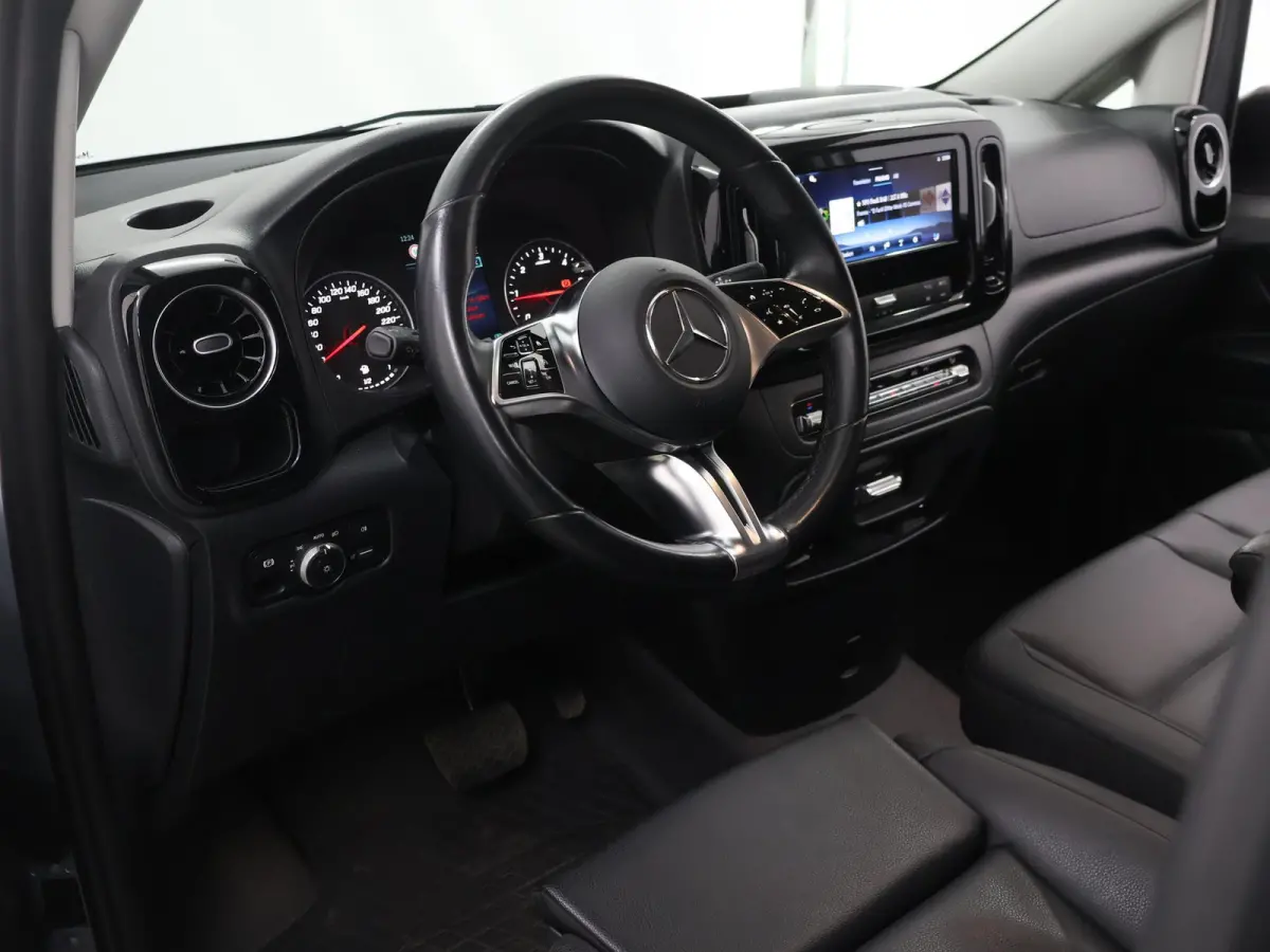 116 CDI | Aut. | Lang L2 | Select | Trekhaak | 270° Deuren | MBUX | Led koplampen | 3-zits | Apple Carplay \ Android Auto | Certified