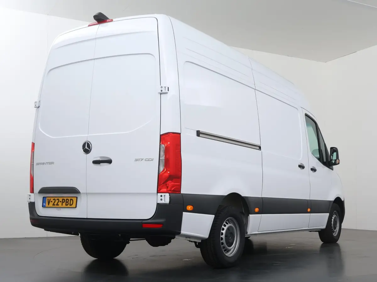 317 CDI L2 H2 Pro | 3 zits | Achteruitrijcamera | Vloer en Wandbetimmering |