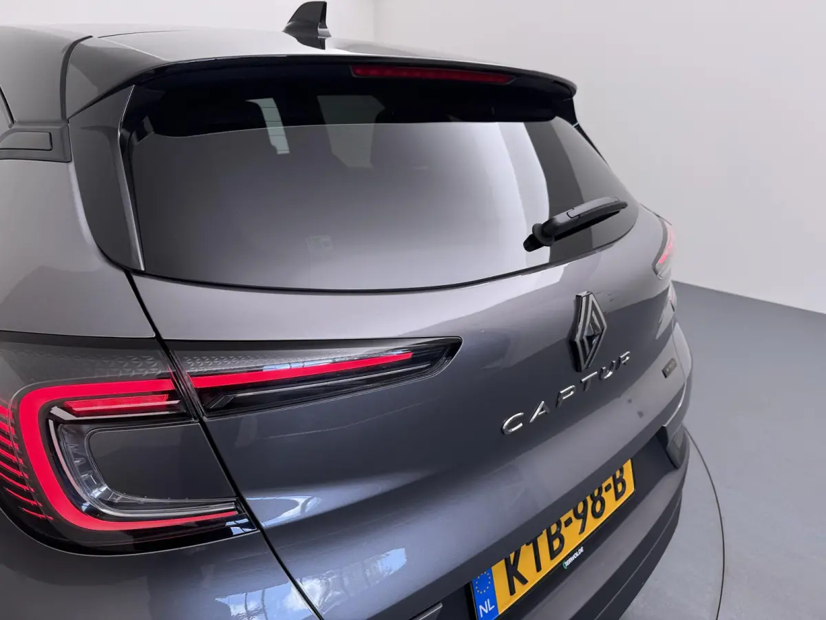 techno full hybrid E-Tech 160 | Google Navigatie | Achteruitrijcamera | Apple CarPlay |