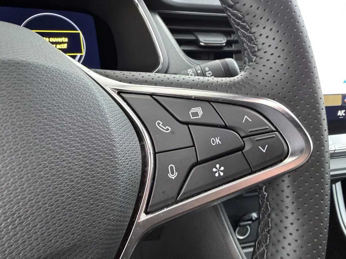 techno full hybrid E-Tech 160 | Google Navigatie | Achteruitrijcamera | Apple CarPlay |